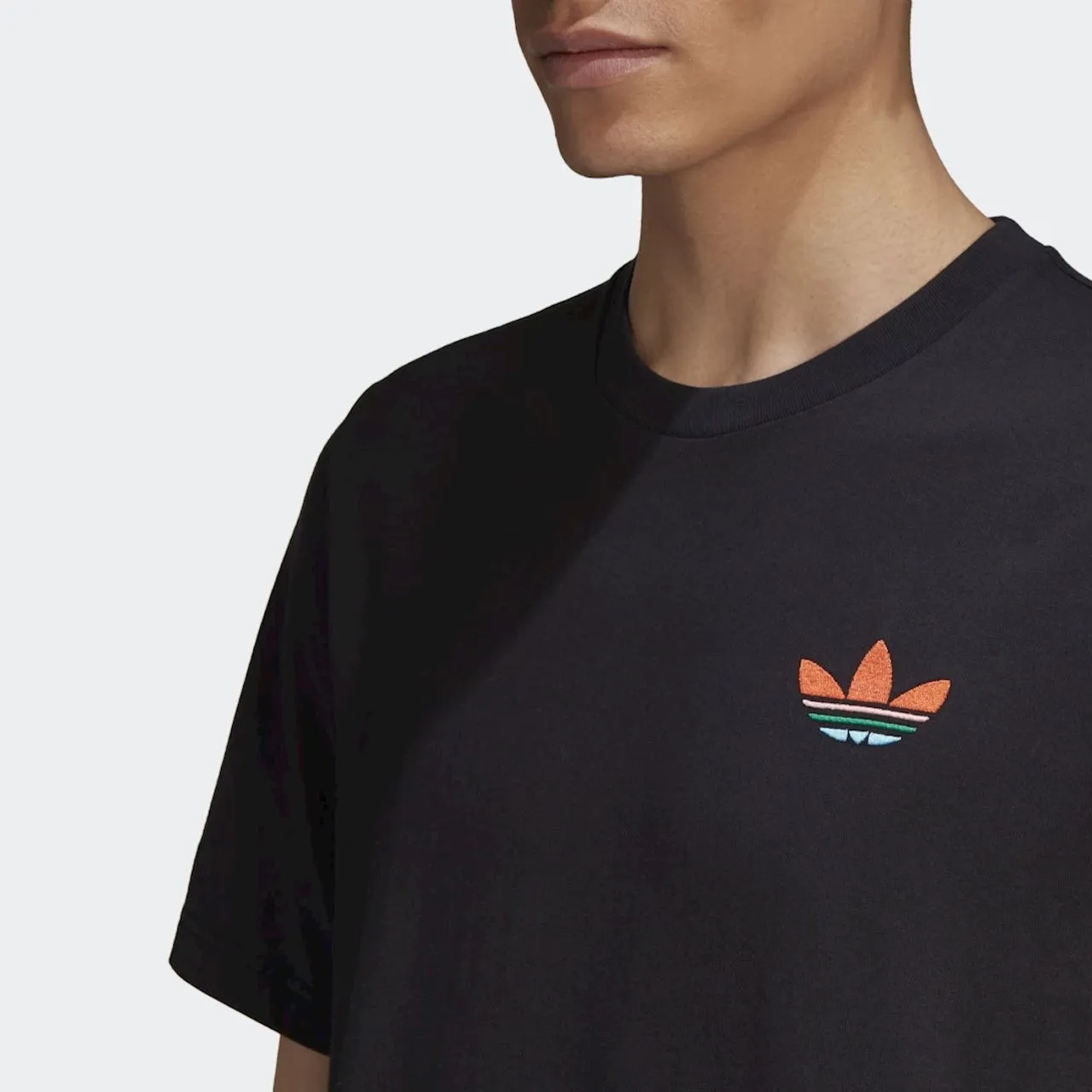 Adidas Originals Men's Size Medium Change Trefoil Tee - Black