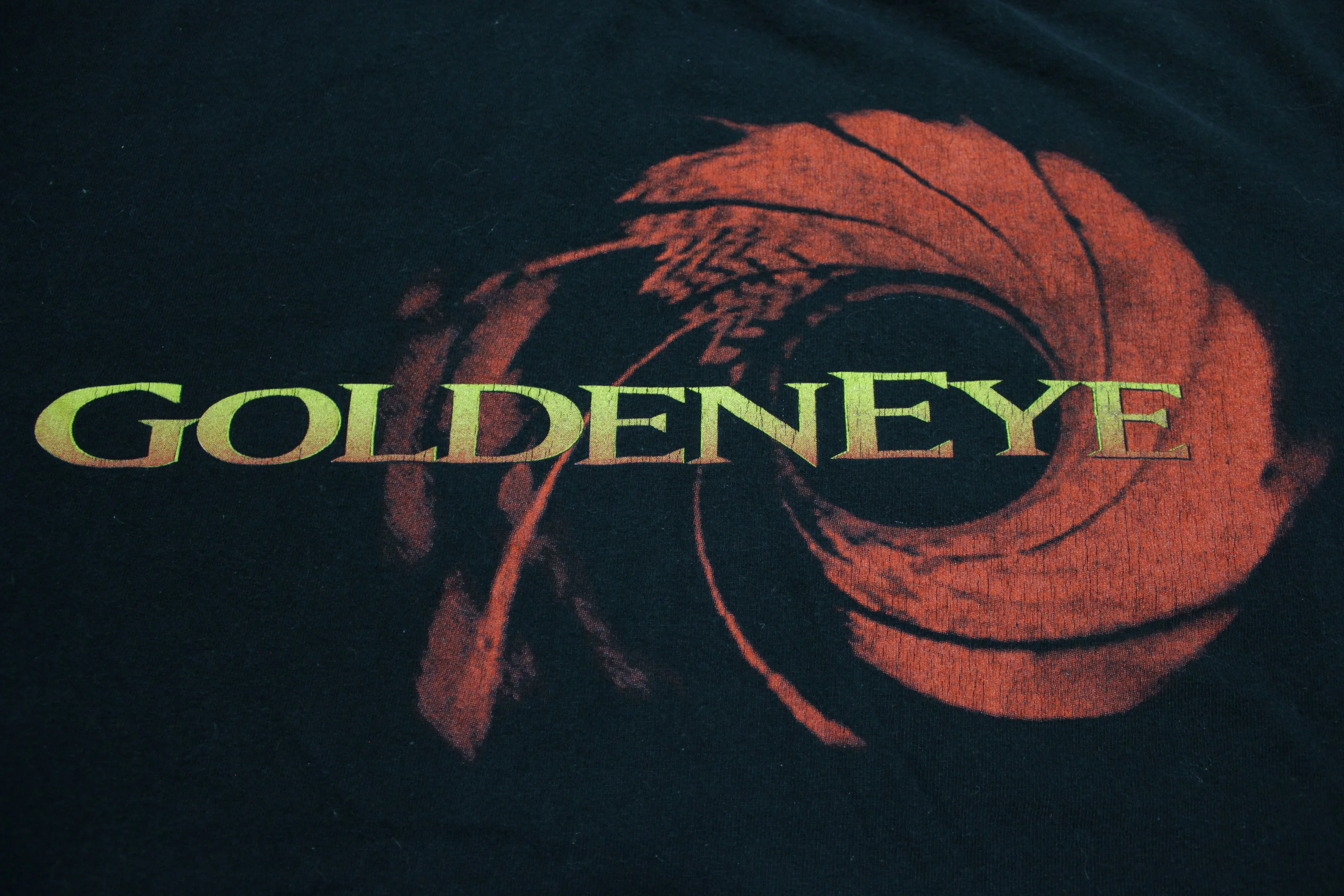 Goldeneye Vintage James Bond 007 Licensed 1995 90's Promo T-Shirt