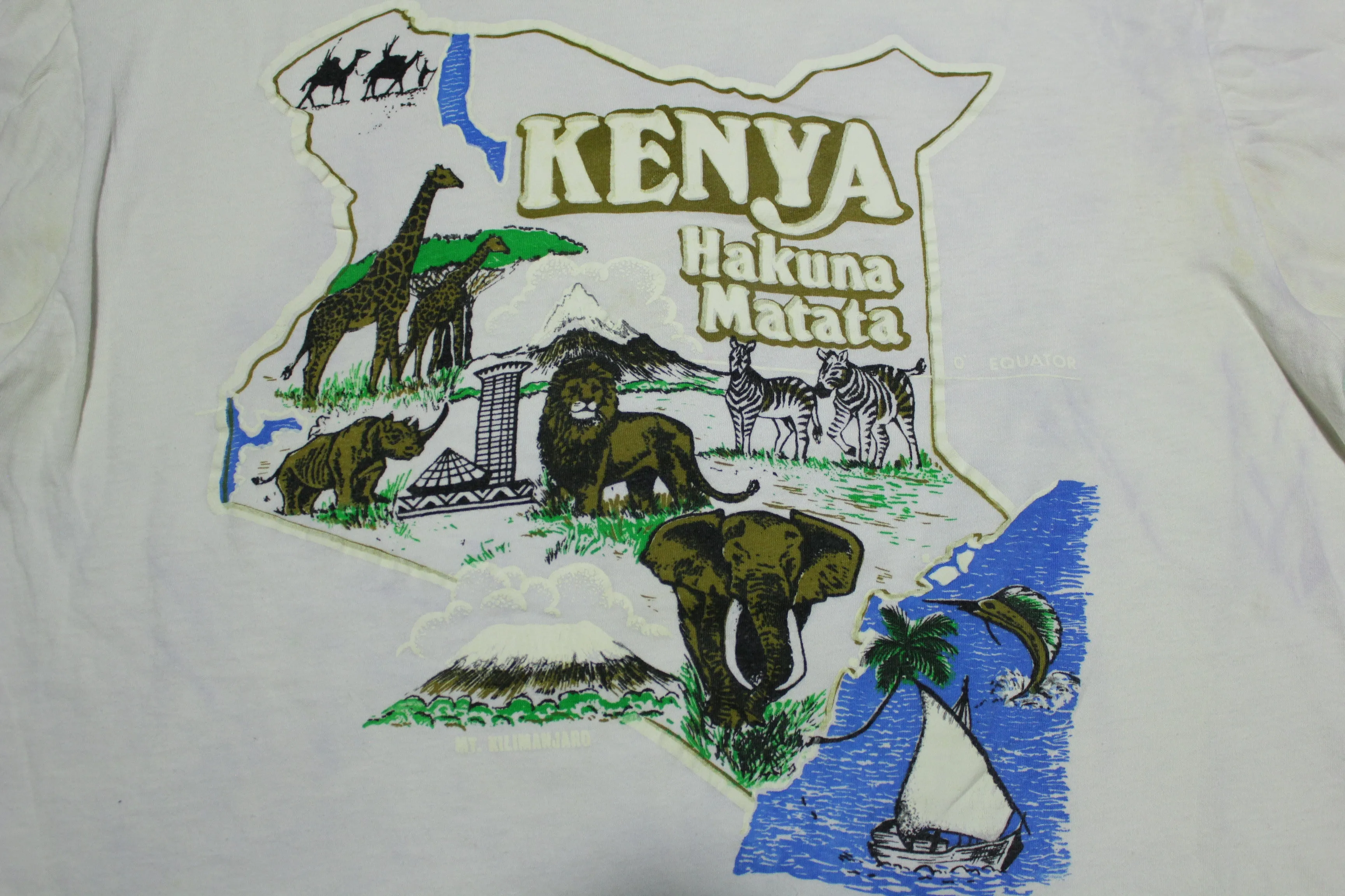 Kenya Hakuna Matata Vintage 80's Mt. Kilimanjaro Wildlife T-Shirt