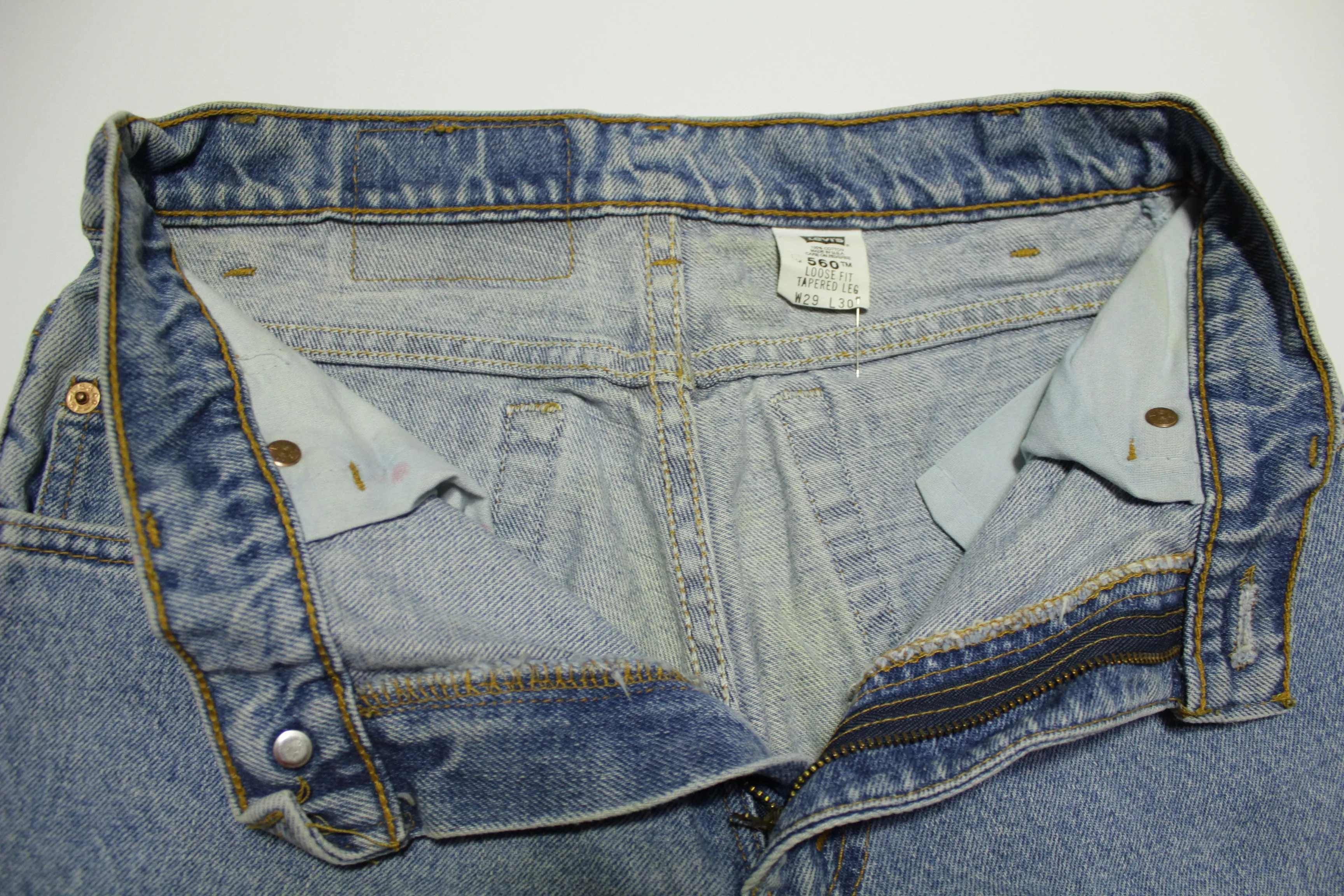 Levis 560 Vintage 90's Denim Grunge Punk Red Tab Made in USA Blue Jeans