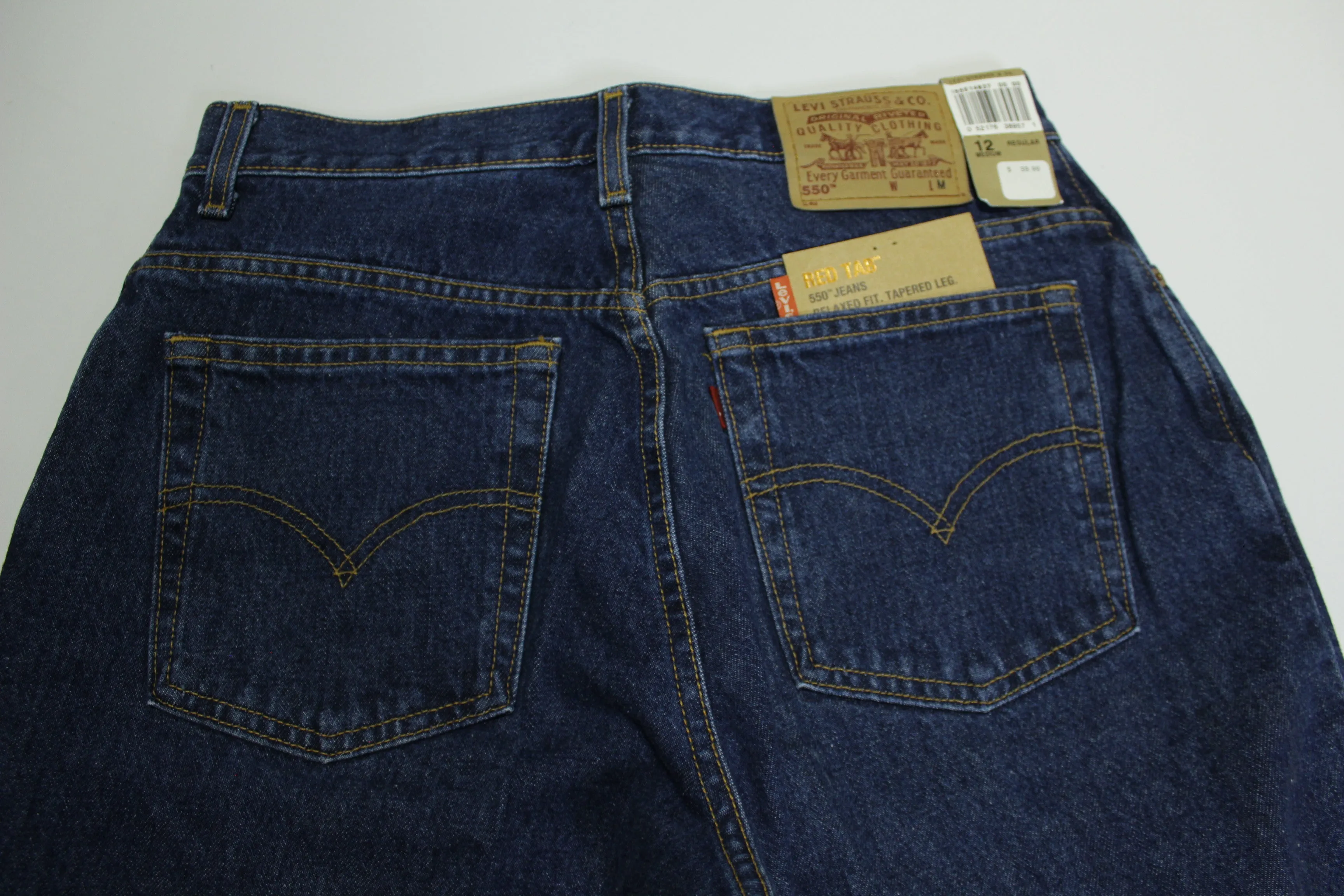 Levis Y2K 550 Vintage 2000 NWT Deadstock Relaxed Fit Tapered Leg  Denim Blue Jeans