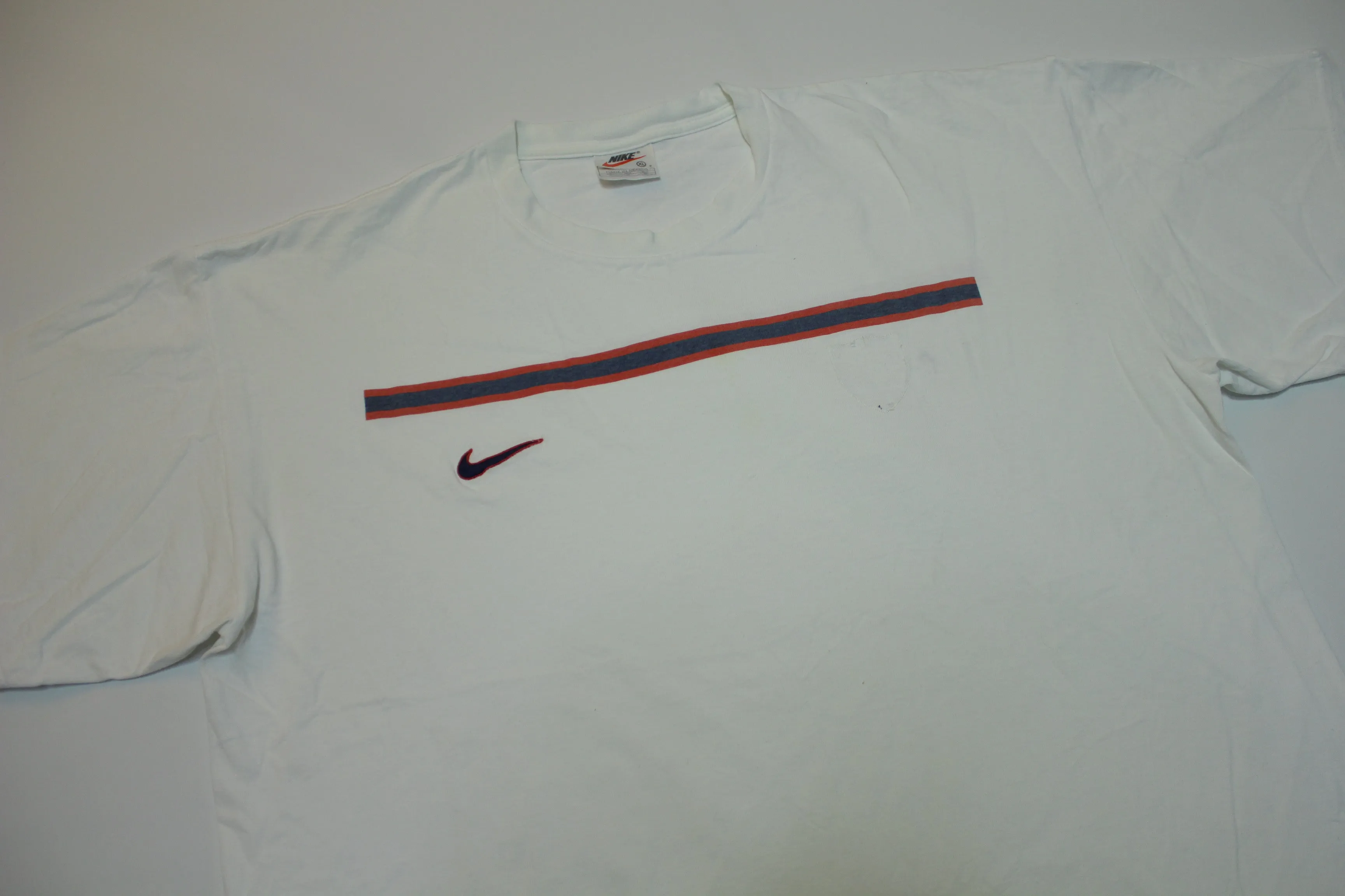 Nike Striped Embroidered Swoosh Check Vintage 90's Distressed T-Shirt