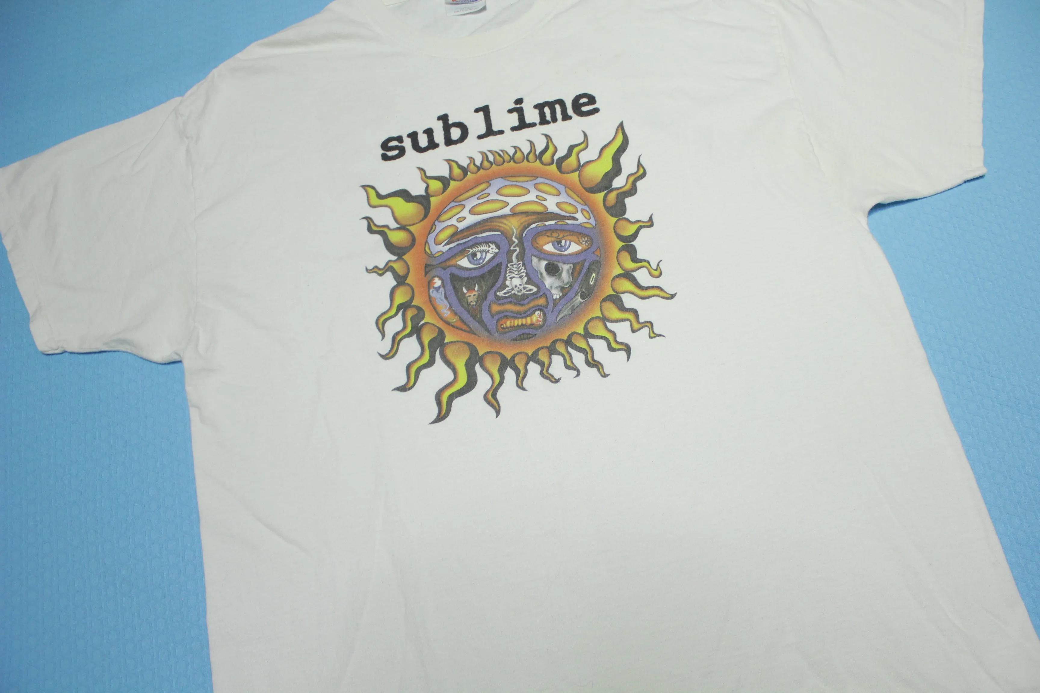 Sublime 40 OZ To Freedom Skunk Records Long Beach California Vintage 90's T-Shirt